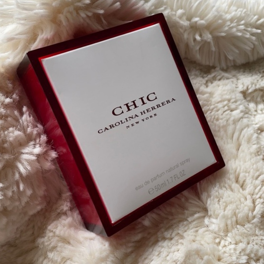Brand New Carolina Herrera Chic